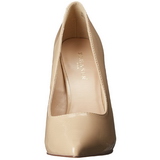 Beige Lak 13 cm AMUSE-20 naaldhak pumps met puntneus